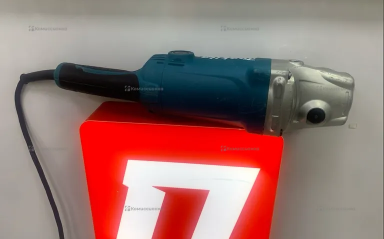 УШМ makita GA9050