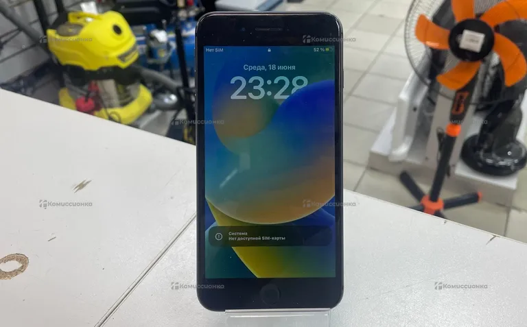 Apple iPhone 8 Plus 64 ГБ