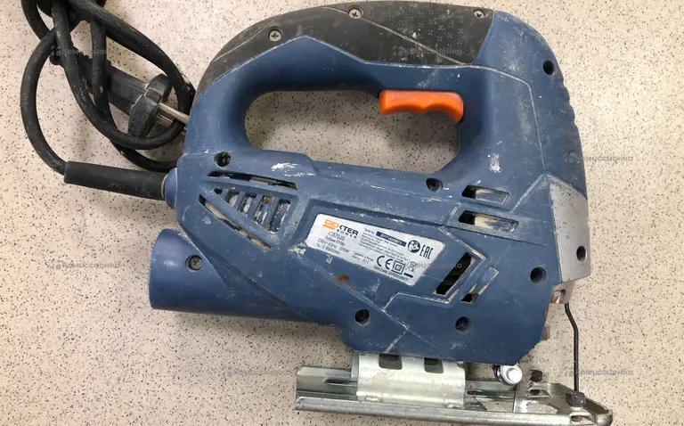 Лобзик Dexter Power ic570js