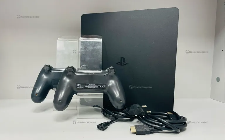 Игровая приставка PS4 500ГБ