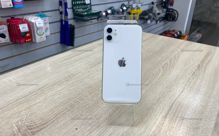 iPhone 11 64 GB 356568105470815