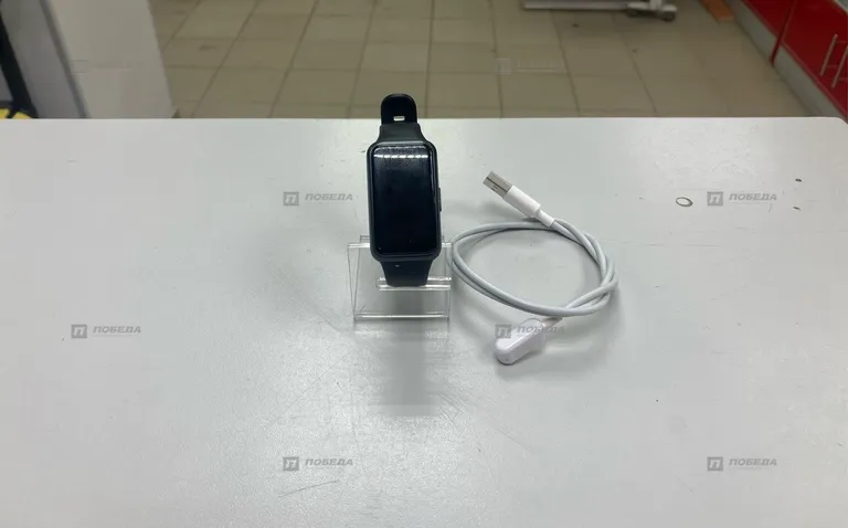 Часы Huawei Band 7