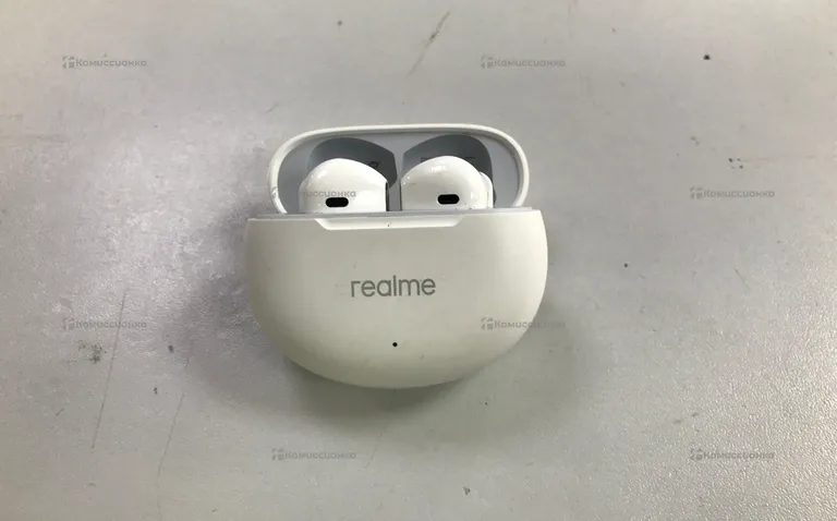 Наушники Realme