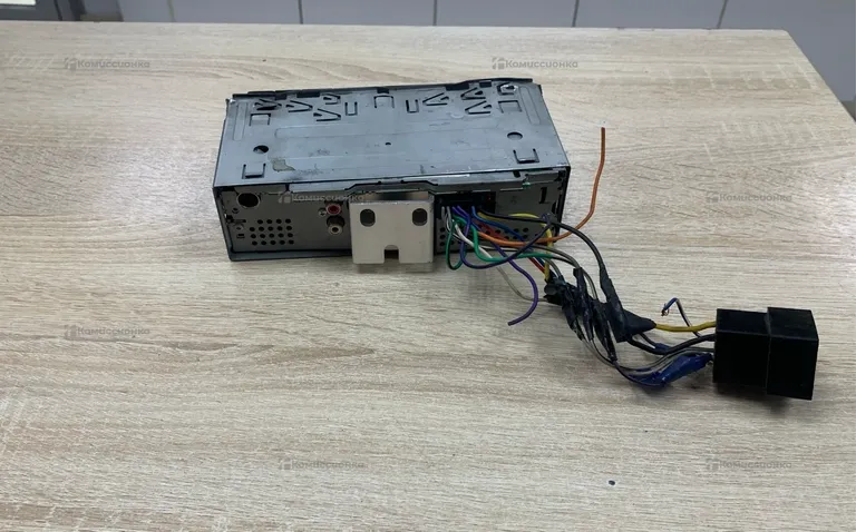 Автомагнитола  Pioneer MVH-1000UBS