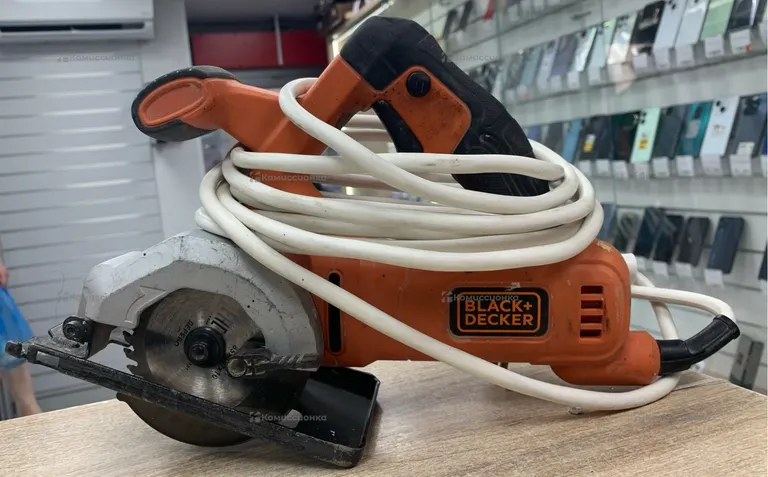 Дисковая мини-пила Black&Decker BES510-QS