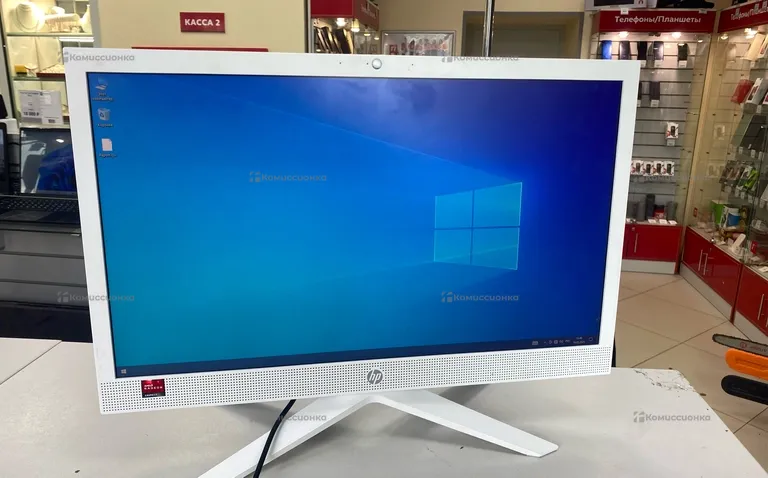 Моноблок  HP 21-b1024ur