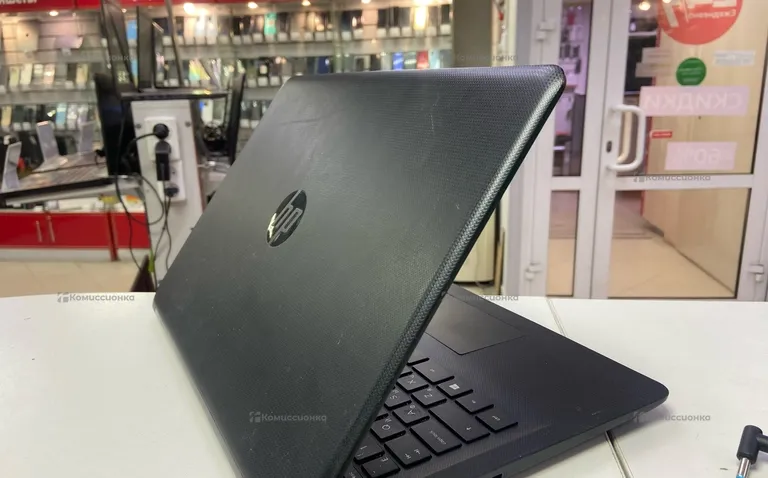 Ноутбук HP i7-7500U