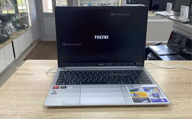Ноутбук  Tecno