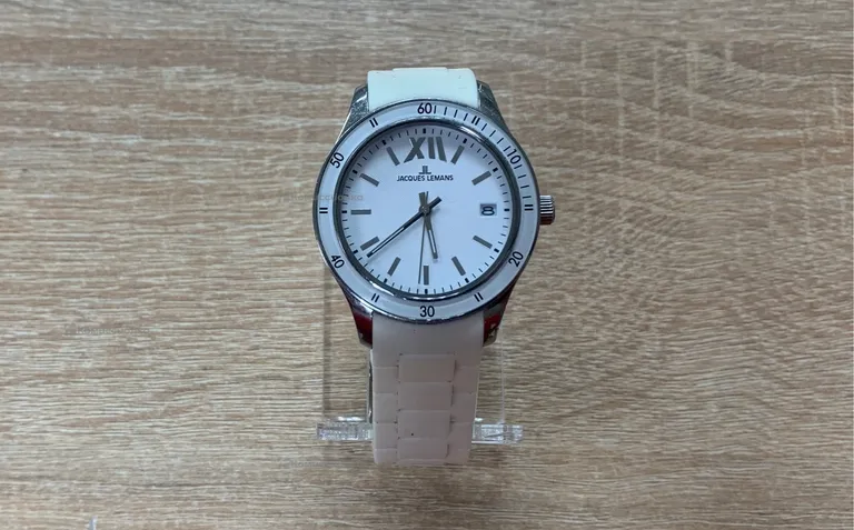 Часы  jacques lemans 1-1623