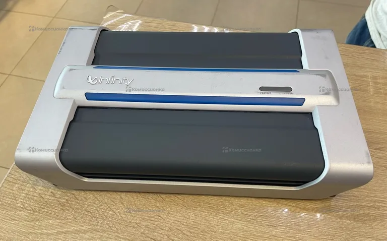 Моно-Усилитель  Infinity 1600a