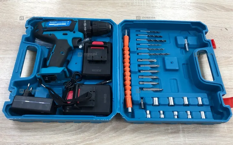 Шуруповерт Makita 26V реп