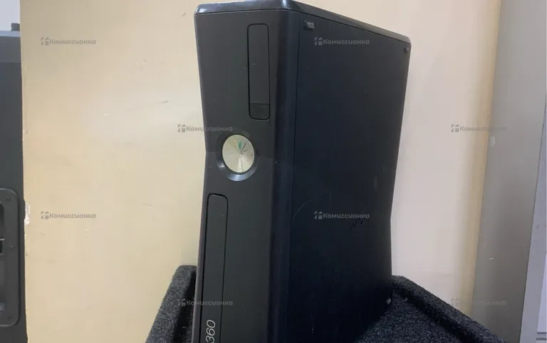 Приставка Xbox 360 300GB (прошитый)