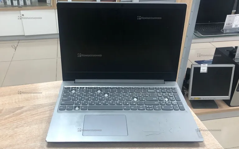 Ноутбук Lenovo 81MX