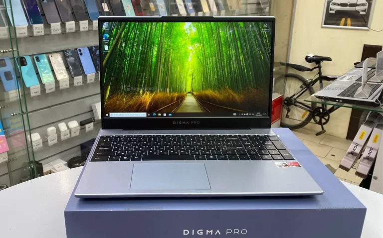 Ноутбук  Digma Pro Breve
