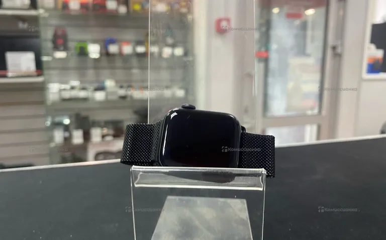 Часы  Apple Watch SE 40mm
