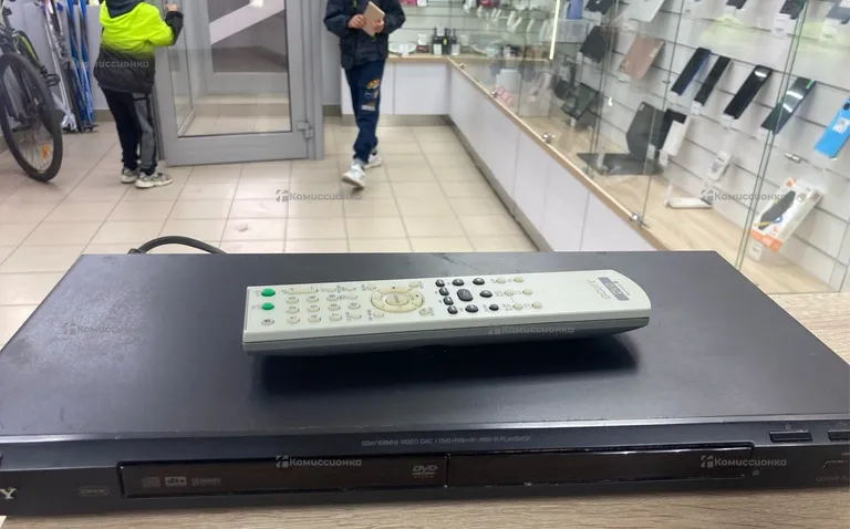 DVD плеер Sony DVP-NS36
