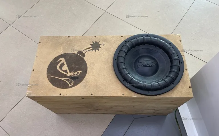 Сабвуфер  AMP Mass 1000 12D2