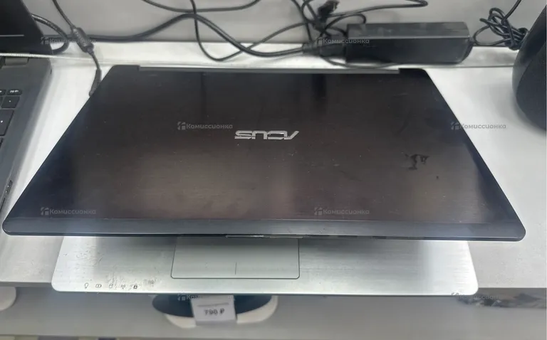Ноутбук  ASUS