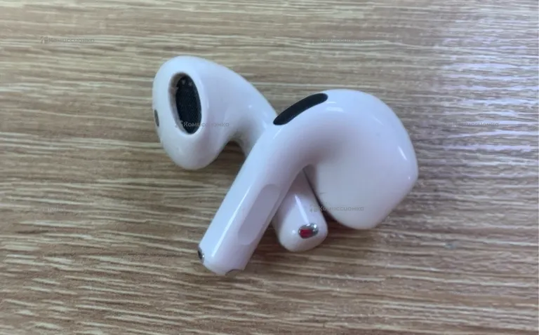 Наушники Apple AirPods 4 anc