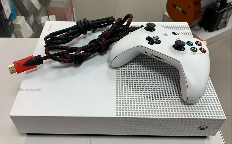 Приставка Xbox One S 1 ТБ без дисковода