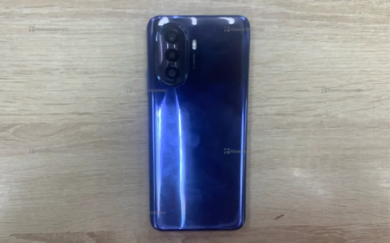 Huawei Nova Y70 4/64