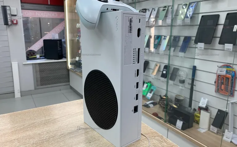Приставка Xbox Series S 512 ГБ