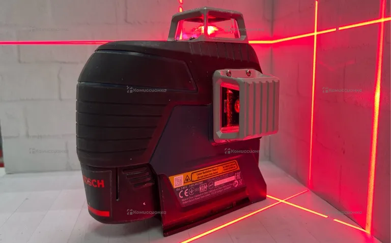 Лазерный уровень BOSCH GLL 3-80C