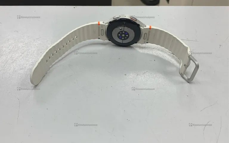 Часы  Samsung Galaxy Watch 7 40mm