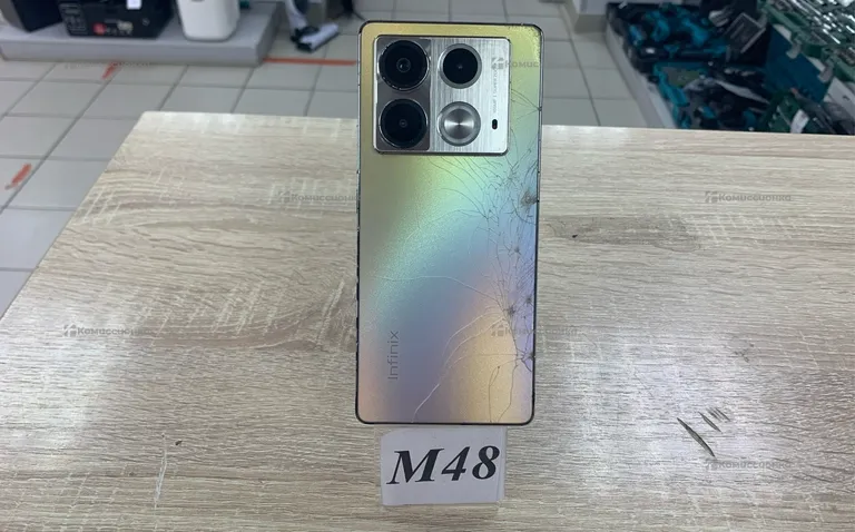 Infinix Note 40 8/256 ГБ