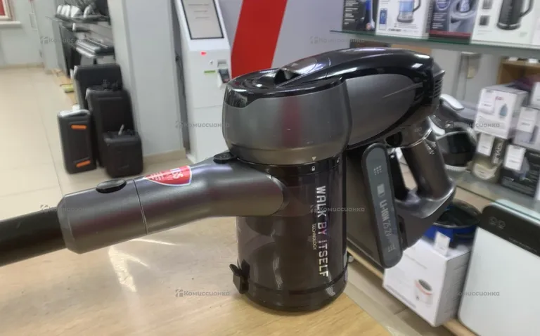 Пылесос  Polaris PVCS 1102
