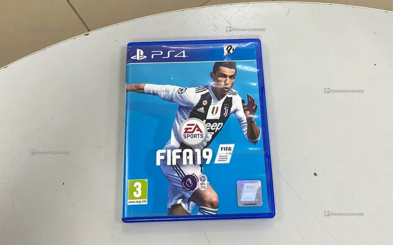 Диск PS4. FIFA 2019