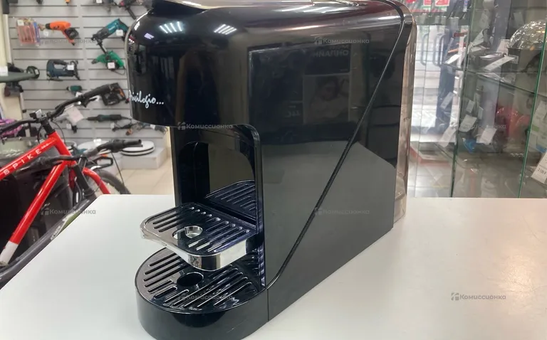 Кофемашина CM-208NL1