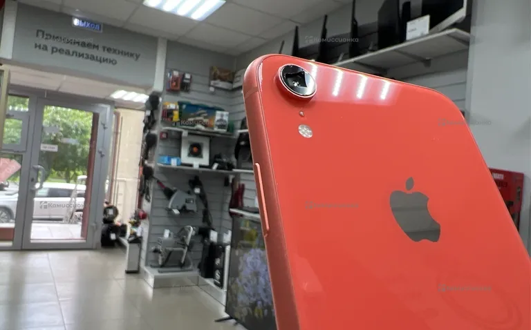 Apple iPhone xr 64 ГБ