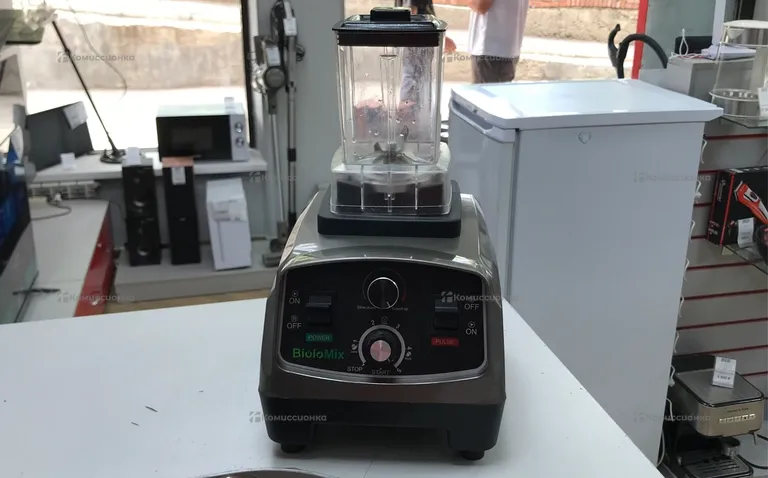 Блендер Biolomix t5200