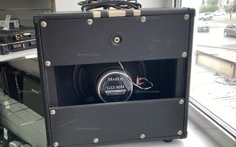 Комбоусилитель Cort CMV112