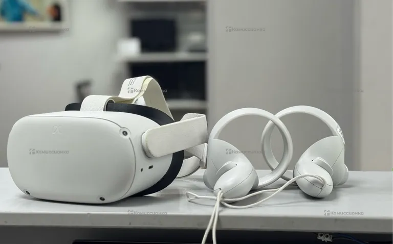 Приставка Oculus oculus quest 2