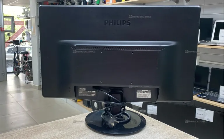 Монитор Philips 226V3L
