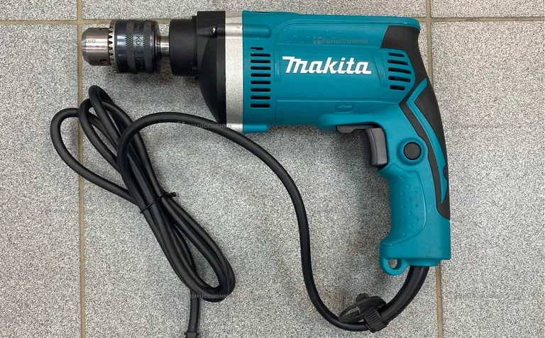 Дрель makita HP1630