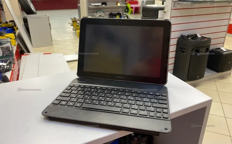 Планшет Samsung GT-P7500