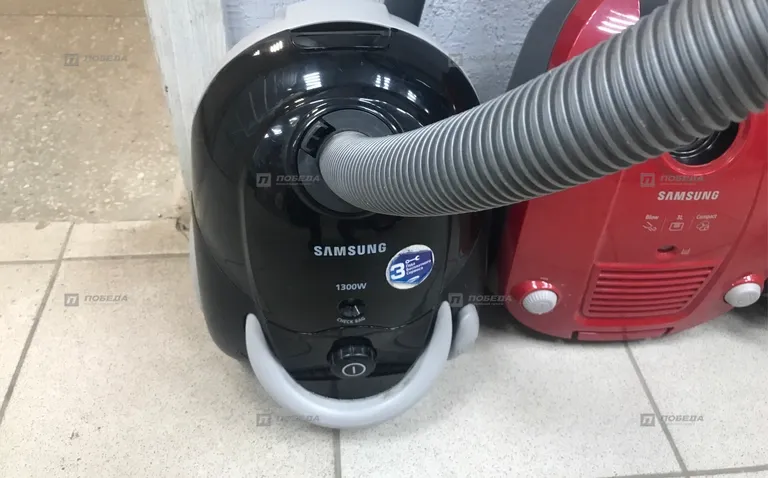 Пылесос Samsung 1300W