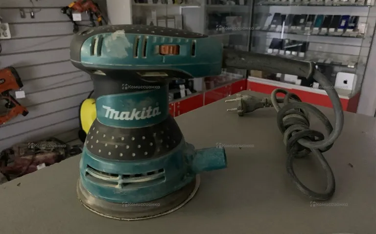 Эксцентриковая шлифмашина makita BO5031