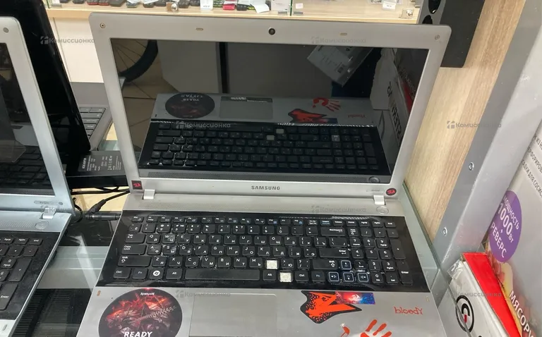 Ноутбук Samsung RV520