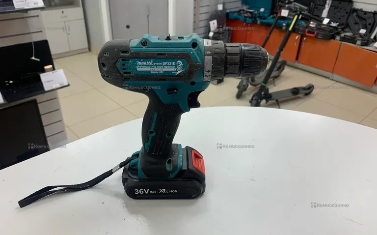Дрель-шуруповёрт Makita DF331D (реплика)