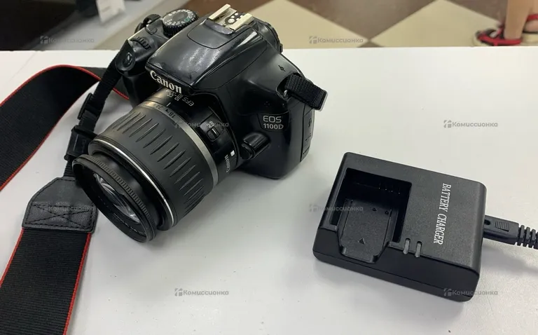 Фотоаппарат  Canon eds 1100d
