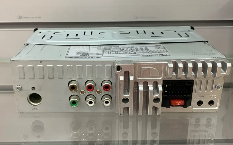 Автомагнитола   Nakamichi NQ523BD