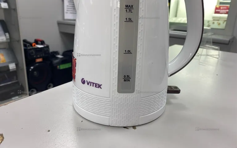 Электрический чайник Vitek 7055