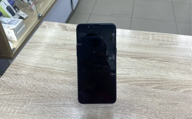 OPPO A83 6/128 ГБ
