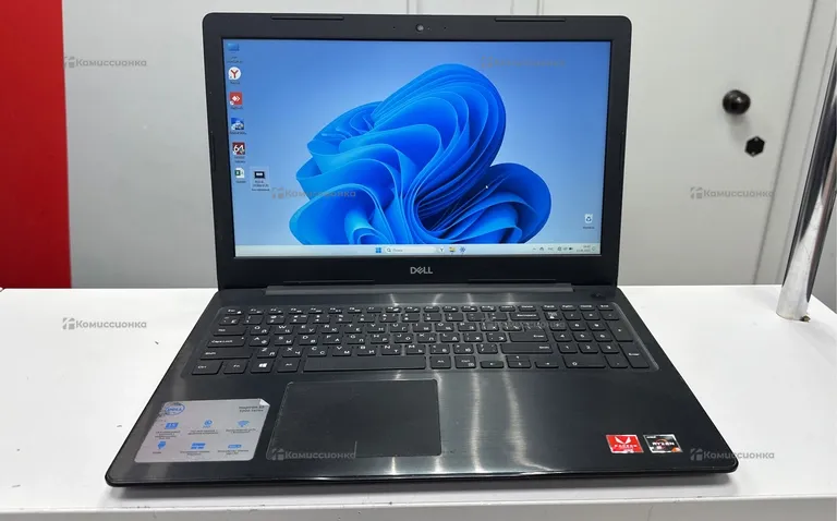 Ноутбук Dell Ryzen 5-2500U/8RAM/SSD