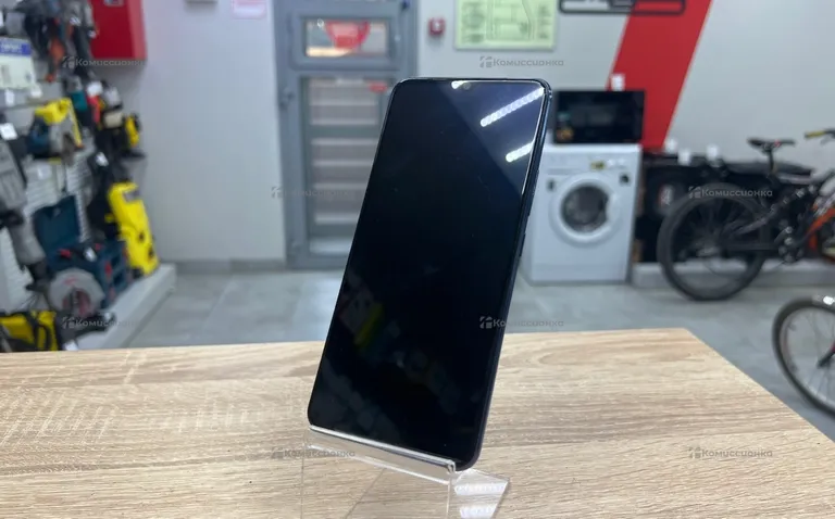 Vivo V21e 8/128 Гб