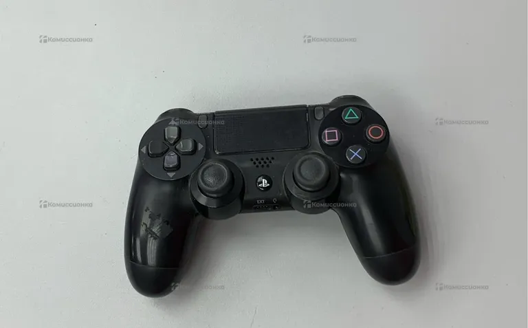 PS4. Джойстик для PS4
